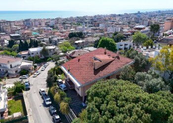 Foto 14 - Villa Via Sanzio Giovannelli
 
1, San Benedetto del Tronto - foto 14
