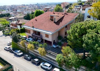Foto 33 - Villa Via Sanzio Giovannelli
 
1, San Benedetto del Tronto - foto 33