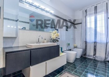 Bagno - Villa Via Missori
 
22, Rho - foto 31