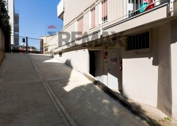 Edificio all\'aperto - Cafeteria - Cold Bar Via San Carlo Borromeo
 
117, Rho - photo 18