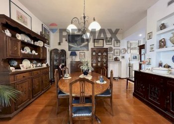 Sala da pranzo - Villa Via Giuseppe Fanelli
 
228, Bari - photo 20