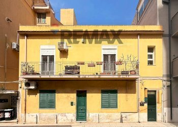 Edificio all\'aperto - Four-room apartment Via Patti
 
31, Palermo - photo 7