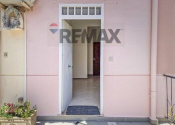 Edificio all\'aperto - Two-room apartment Via Alla Falconara
3, Palermo - photo 3