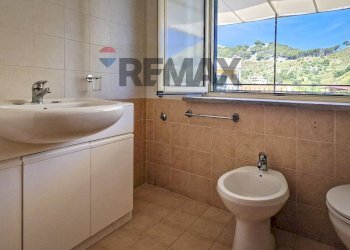 Bagno - Two-room apartment Via Alla Falconara
3, Palermo - photo 11