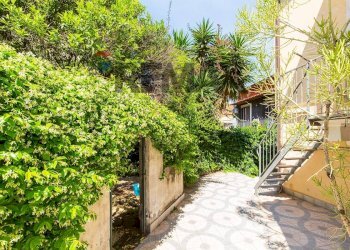 Giardino - Apartment Via Antonino Di Sangiuliano
 
139, Catania - photo 2