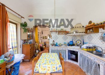 Cucina - Apartment Via Antonino Di Sangiuliano
 
139, Catania - photo 16