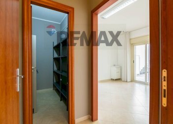 Hall / corridoio - Office Via Leucatia
 
9, Catania - photo 12