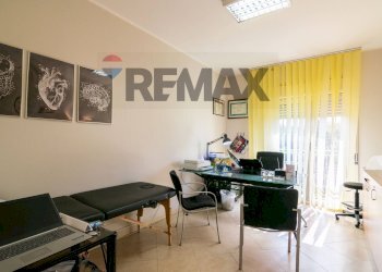 Ufficio - Office Via Leucatia
 
9, Catania - photo 17