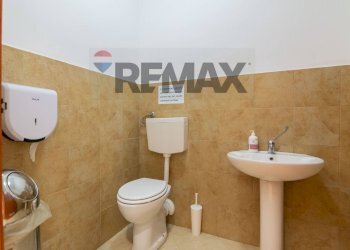 Bagno - Office Via Leucatia
 
9, Catania - photo 25