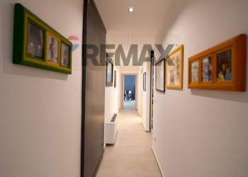 Hall / corridoio - Villa Via del Pozzo
 
24, San Giovanni la Punta - photo 20