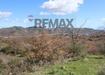 Vista delle montagne - Terreno agricolo Contrada Palmellata
snc, Castiglione di Sicilia - foto 4