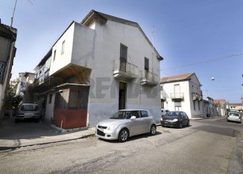 Edificio all\'aperto - Independent house via dei Giurati
 
31, Mascali - photo 4