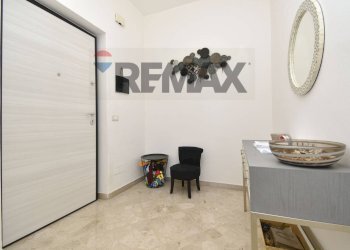 Hall / corridoio - Four-room apartment Via Caronda
 
446, Catania - photo 3