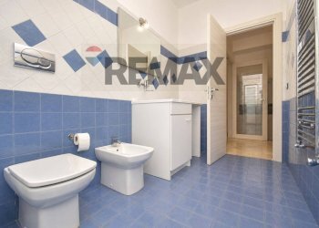 Bagno - Four-room apartment Via Caronda
 
446, Catania - photo 16