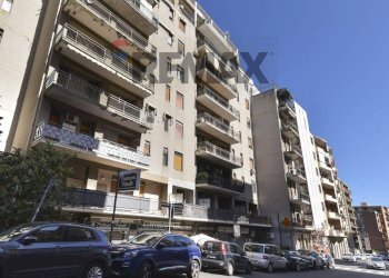 Edificio all\'aperto - Four-room apartment Via Caronda
 
446, Catania - photo 22