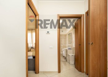 Hall / corridoio - Trilocale Via Luigi Besana
 
20, Cavenago di Brianza - foto 9