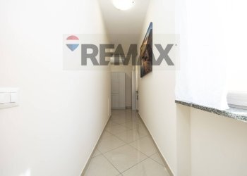 Hall / corridoio - Trilocale Via Luigi Besana
 
20, Cavenago di Brianza - foto 19