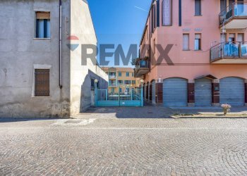 Edificio all\'aperto - Trilocale Via Luigi Besana
 
20, Cavenago di Brianza - foto 28