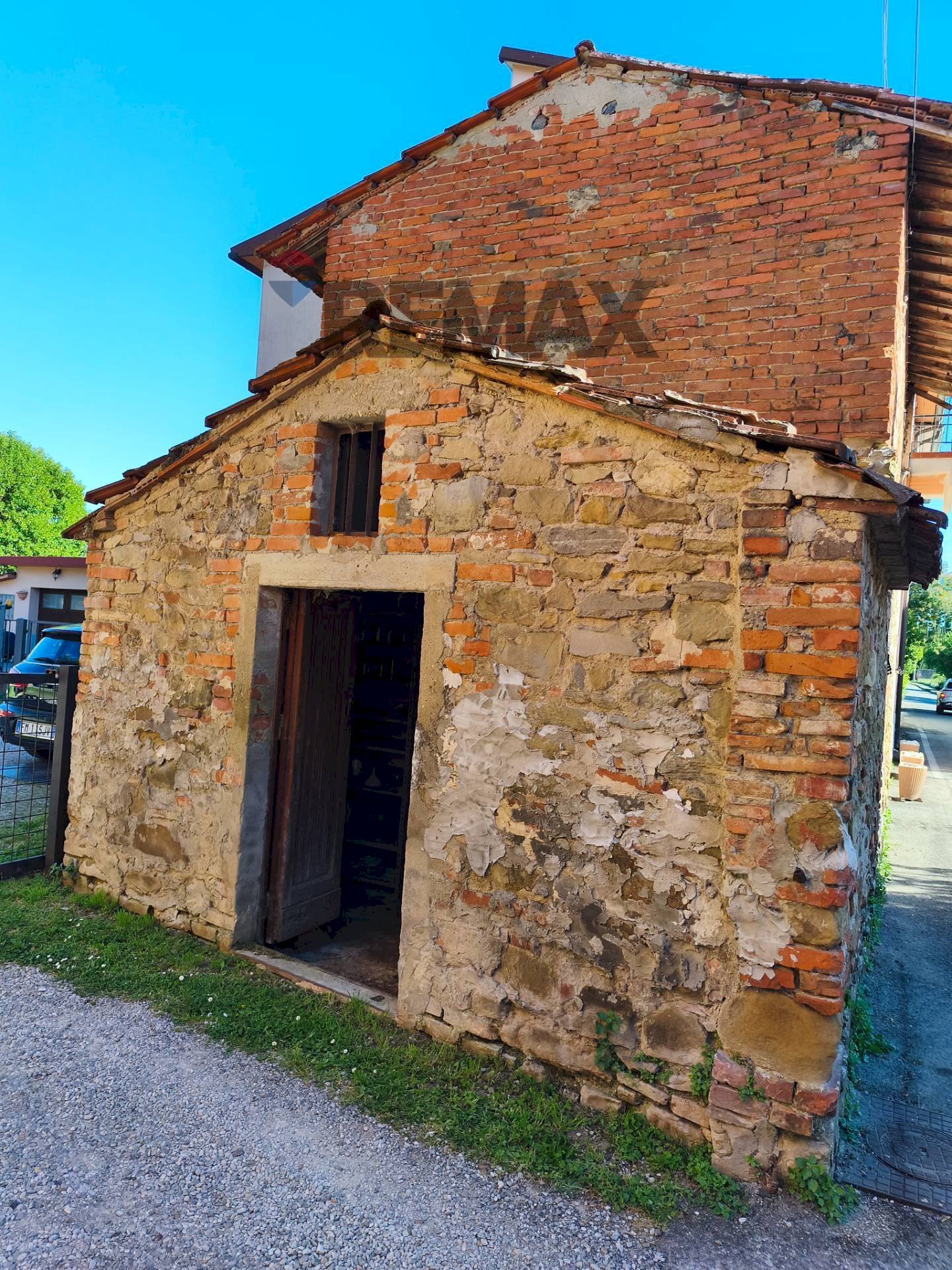 Casa all\'aperto - Locale Commerciale Via Igino cocchi, Arezzo - foto 3