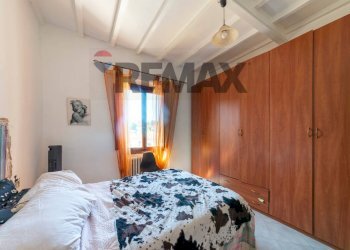 Camera / camera da letto - Quadrilocale via garibaldi
 
7, Cavriglia - foto 15