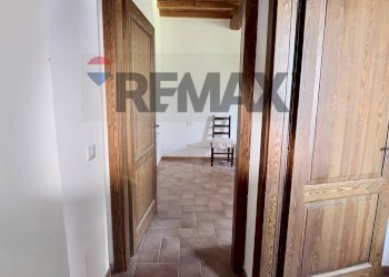 Hall / corridoio - Rustico Via le Croci
 
40, Vinci - foto 16