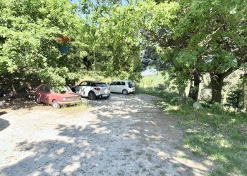 Parcheggio - Rustico Via le Croci
 
40, Vinci - foto 35