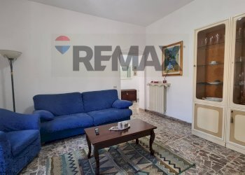 Soggiorno - Four-room apartment VIA SCARLATTI
 
16, Empoli - photo 3
