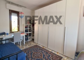 Camera / camera da letto - Four-room apartment VIA SCARLATTI
 
16, Empoli - photo 20