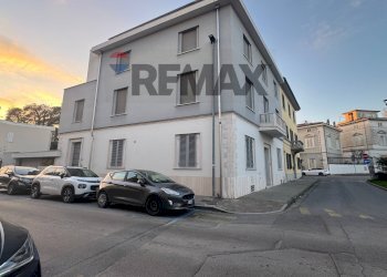 Facciata esterna - Apartment PIAZZA G. GUERRA
 
7, Empoli - photo 23