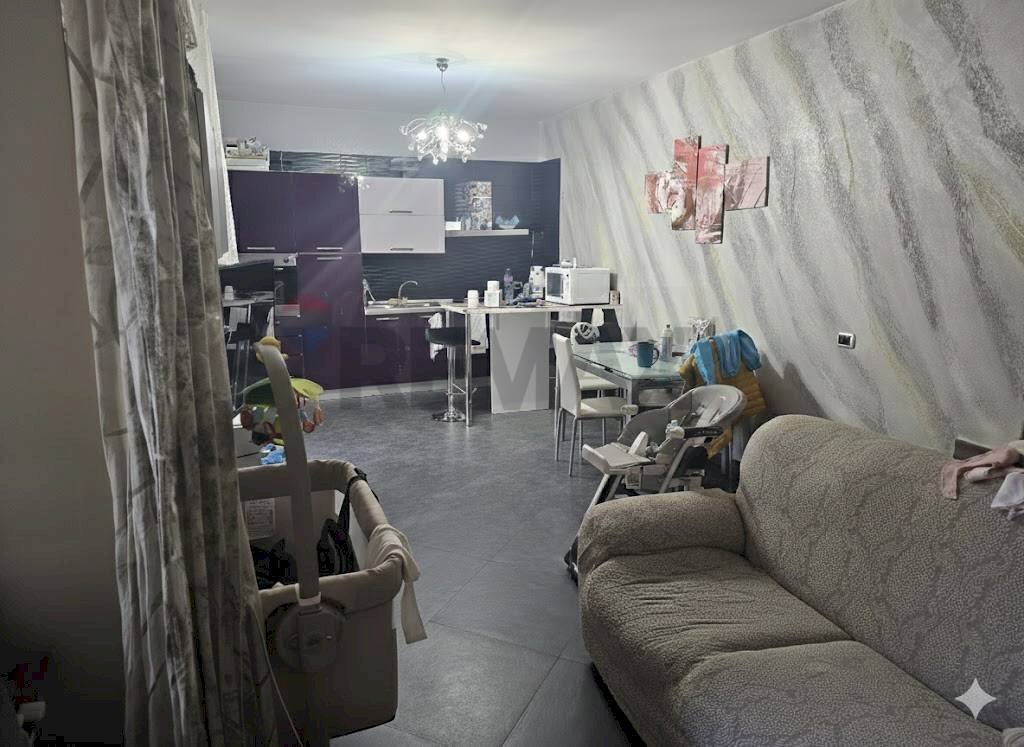 Sala da pranzo - Semi-detached house Caivano - photo 1