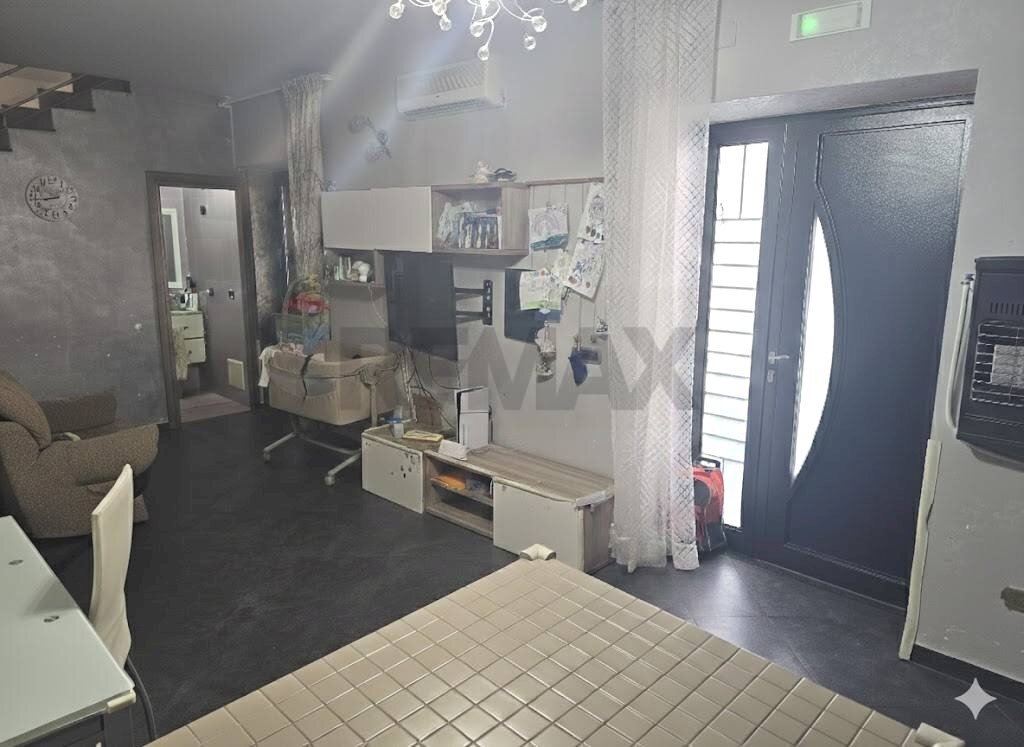 Soggiorno - Semi-detached house Caivano - photo 2
