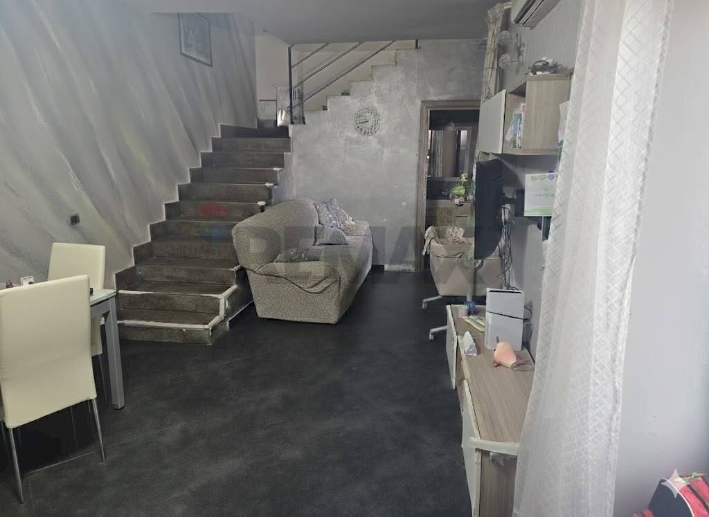 Scale - Semi-detached house Caivano - photo 3