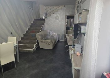 Scale - Semi-detached house Caivano - photo 3