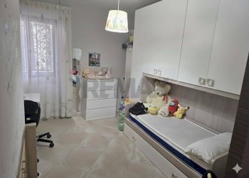 Camera / camera da letto - Semi-detached house Caivano - photo 7