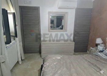 Camera / camera da letto - Semi-detached house Caivano - photo 16