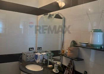 Bagno - Villa Bifamiliare Caivano - foto 7