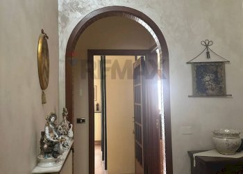 Hall / corridoio - Villa Bifamiliare Caivano - foto 18