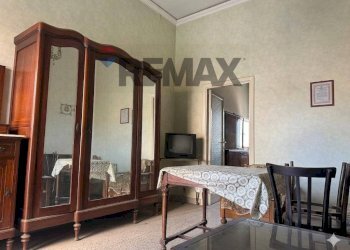 CAMERA - Villa Bifamiliare Caivano - foto 10
