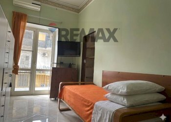 Camera / camera da letto - Three-room apartment Cardito - photo 15
