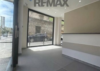 Stanza vuota - Attività Commerciale Caivano - foto 1