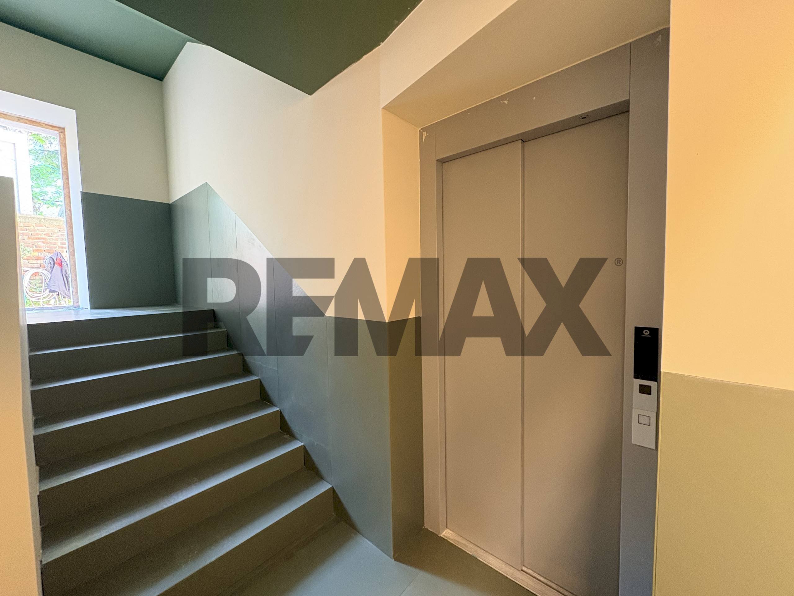 Scale - Three-room apartment VIA GAMBINI
12, Trieste - photo 3