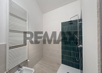 Bagno - Trilocale VIA GAMBINI
 
12, Trieste - foto 16