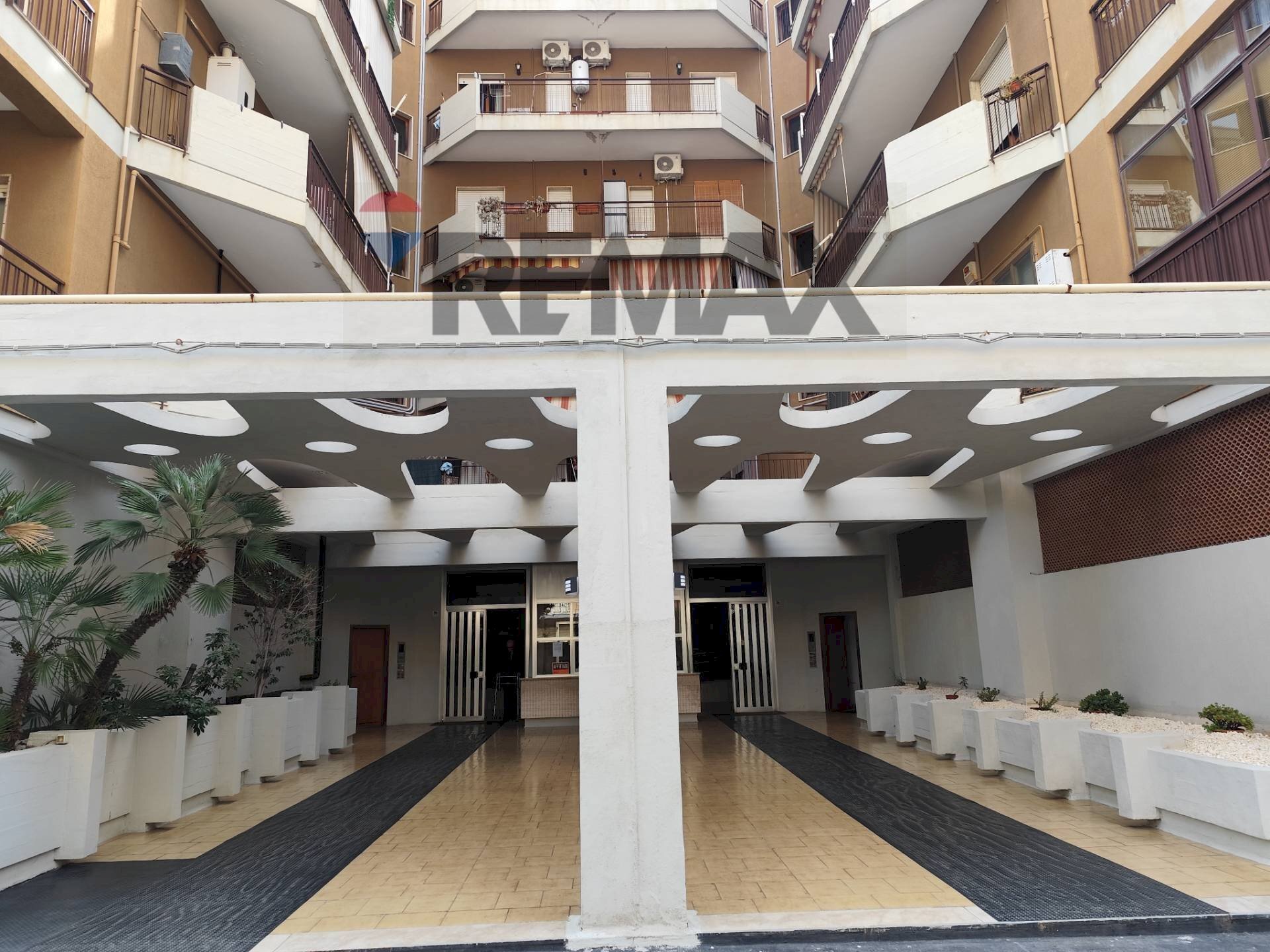 Edificio all\'aperto - Trilocale via pitia
36, Siracusa - foto 2
