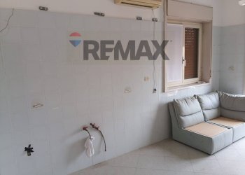 Bagno - Apartment viale vittorio emanuele
 
22, Melilli - photo 2