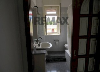 Bagno - Apartment viale vittorio emanuele
 
22, Melilli - photo 37