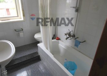 Bagno - Apartment viale vittorio emanuele
 
22, Melilli - photo 38