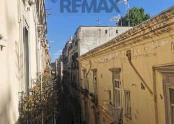 Edificio all\'aperto - Quadrilocale Via Egiziaca Pizzofalcone, Napoli - foto 19