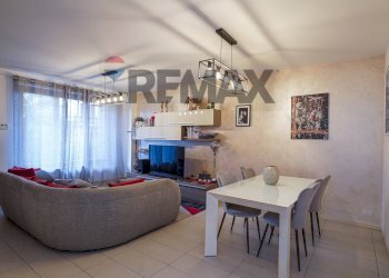 Soggiorno - Villa a Schiera Via Moroni
 
38, Ponte San Pietro - foto 2