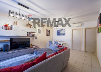 Soggiorno - Villa a Schiera Via Moroni
 
38, Ponte San Pietro - foto 4
