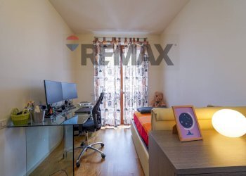 Camera/Camera da letto - Villa a Schiera Via Moroni
 
38, Ponte San Pietro - foto 19